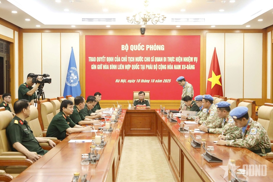 /UploadStore/admin/251010 trao quyet dinh/quang canh trao qd.jpg