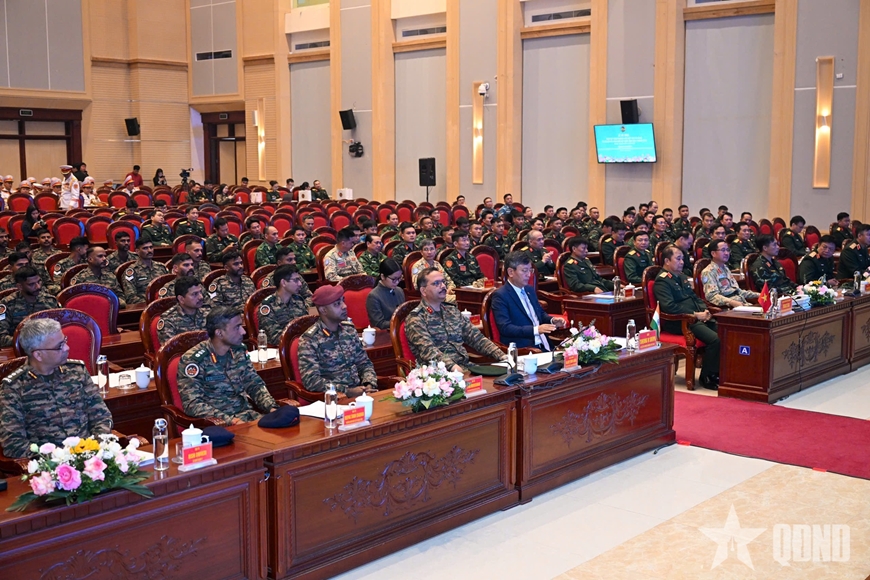 /UploadStore/admin/251120 be mac vinbax/2.jpg